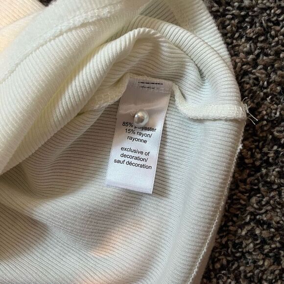 Maurices Shirt‎ Women's XL Ivory White Button-Up Sleeve V-Neck Top - Picture 4 of 6